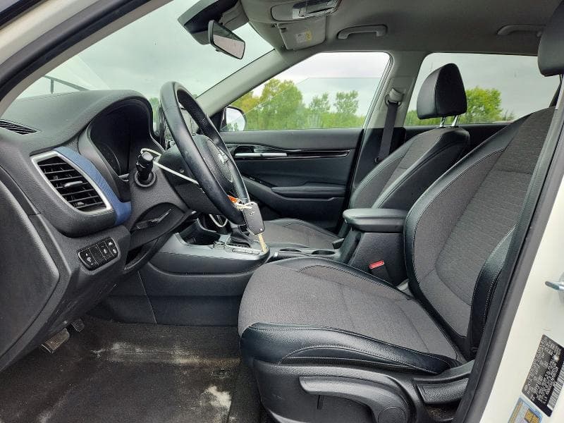 2021 KIA SELTOS S 7