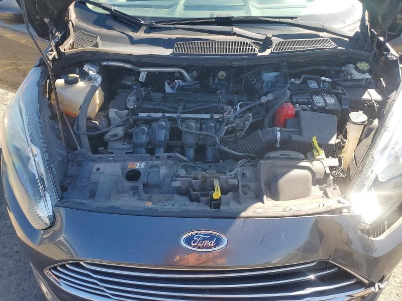 2017 FORD FIESTA SE 11