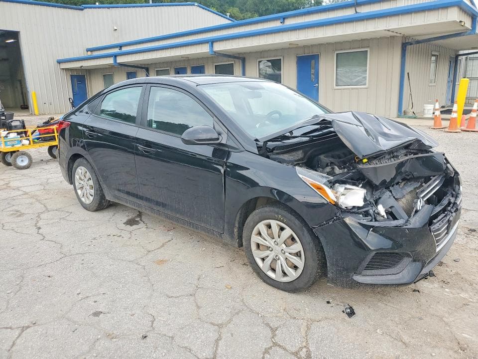 2021 HYUNDAI ACCENT SE 4