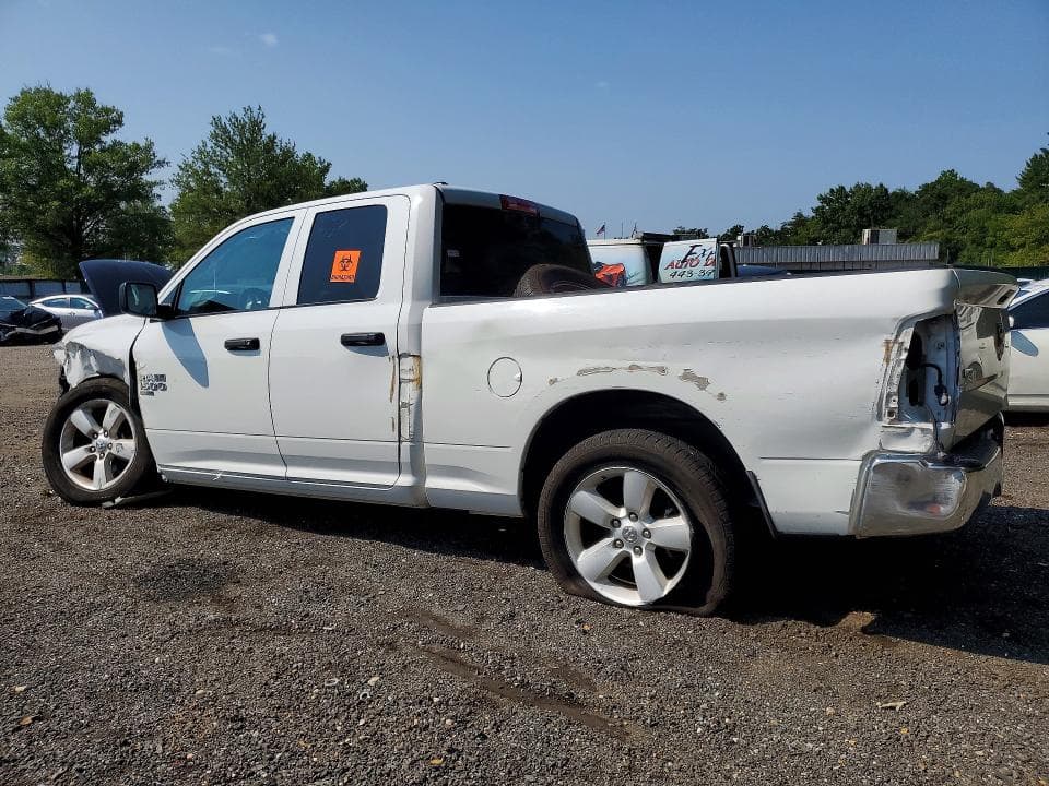 2024 RAM 1500 CLASSIC SLT 2