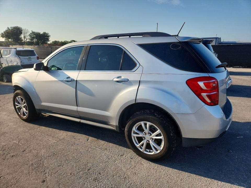 2017 CHEVROLET EQUINOX LT 2