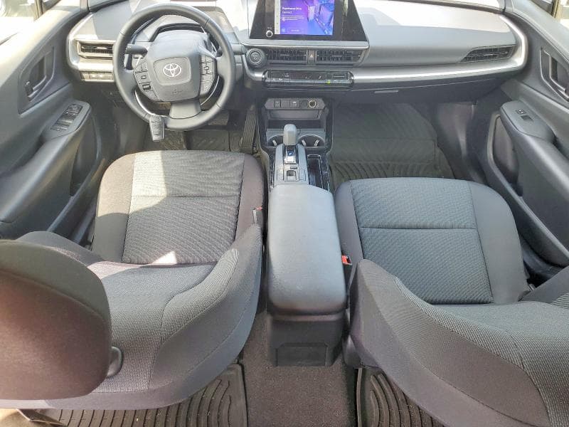 2024 TOYOTA PRIUS LE 8