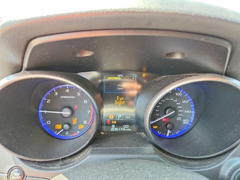 2017 SUBARU OUTBACK 3.6R LIMITED 9