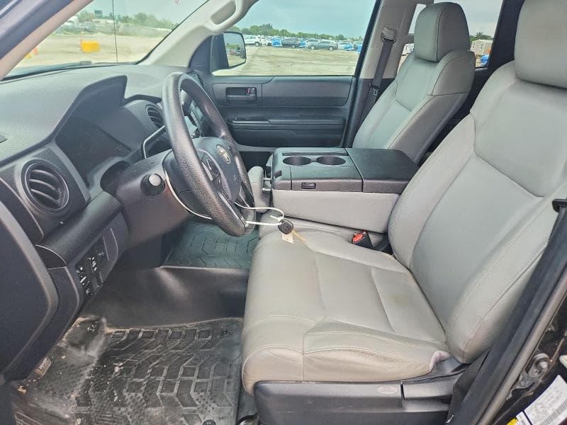 2019 TOYOTA TUNDRA SR 7