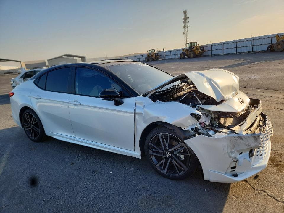 2026 TOYOTA CAMRY XSE 4
