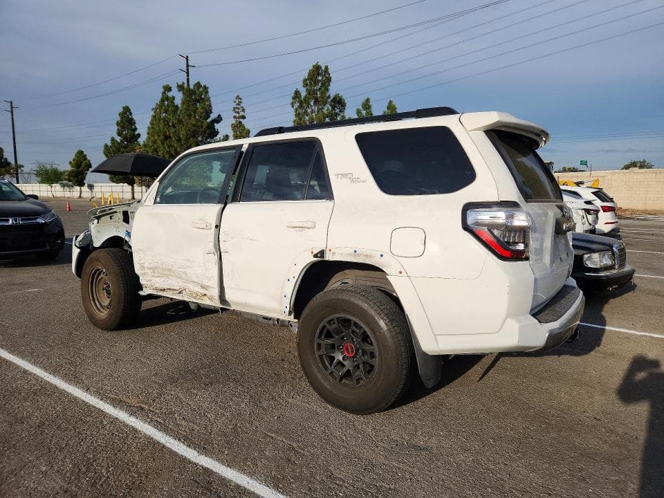 2022 TOYOTA 4RUNNER TRD OFF-ROAD PREMIUM 2