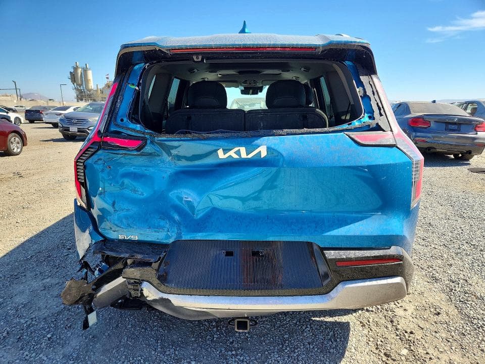 2026 KIA EV9 LAND 6