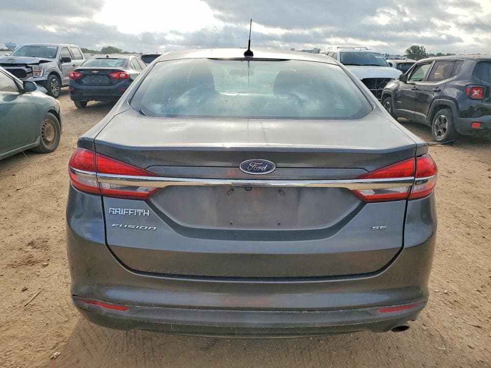 2017 FORD FUSION SE 6