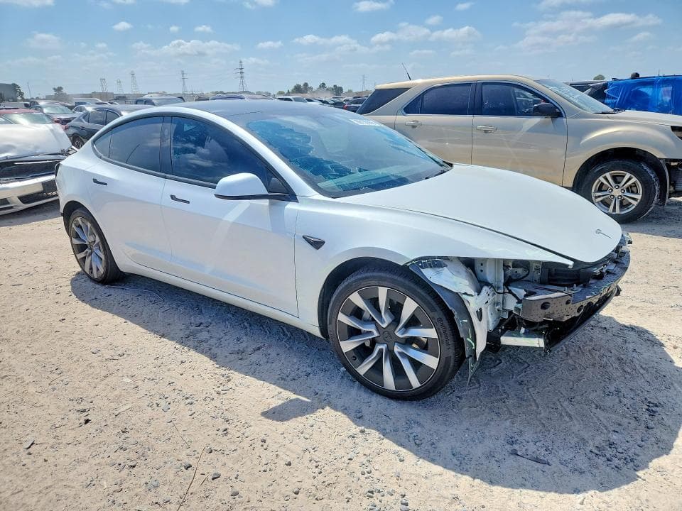 2024 TESLA MODEL 3 4
