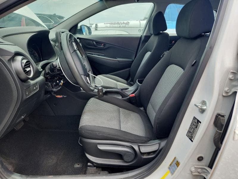2020 HYUNDAI KONA SE 7