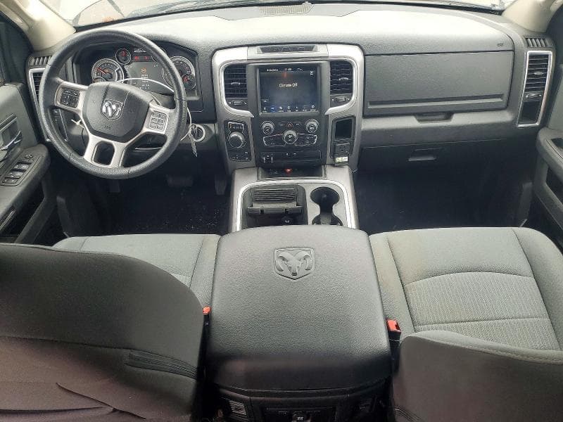 2023 RAM 1500 CLASSIC SLT 8