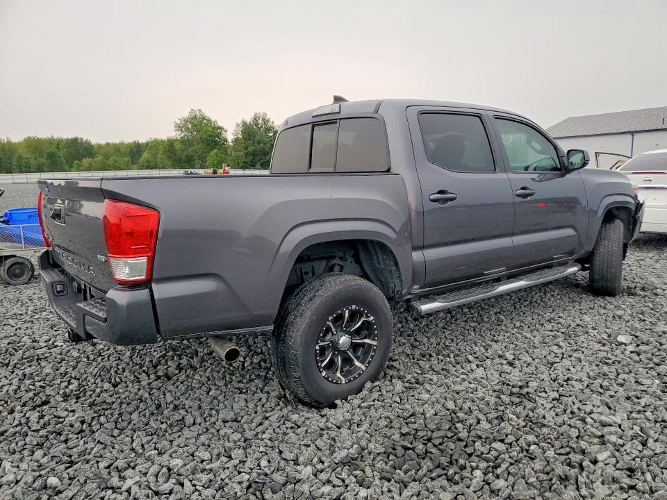 2017 TOYOTA TACOMA SR V6 3