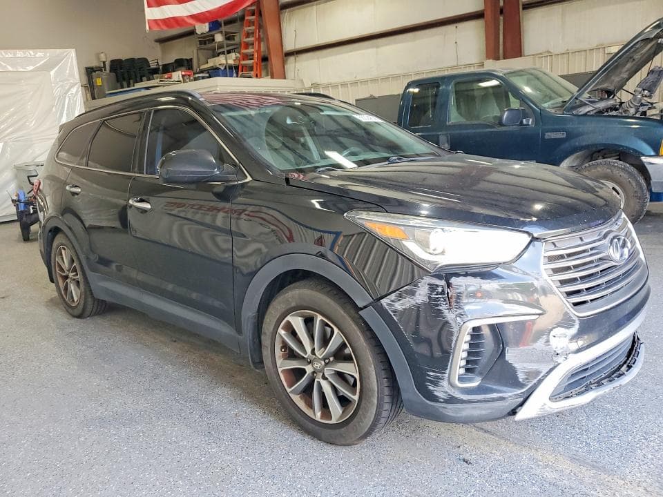 2018 HYUNDAI SANTA FE 4