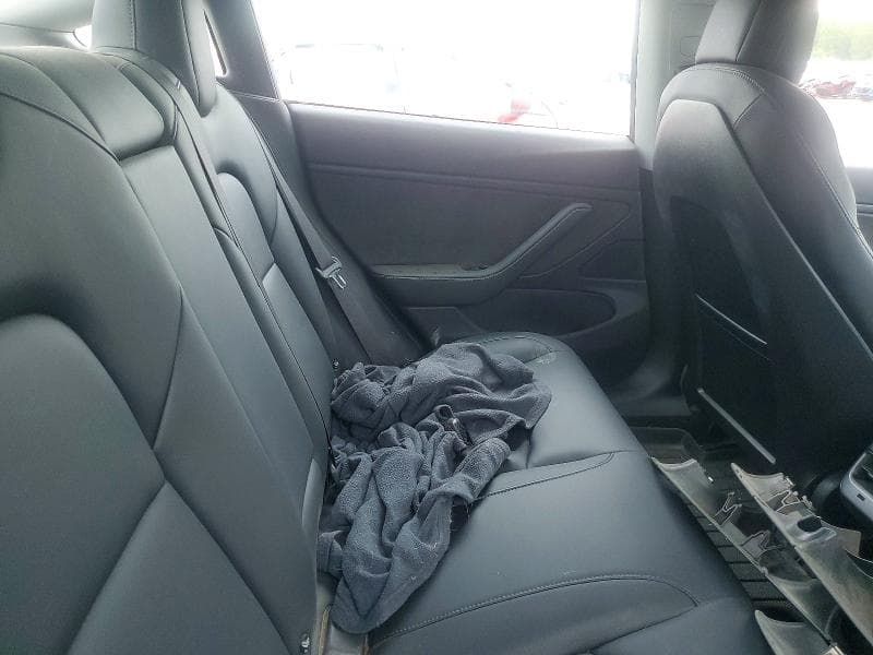 2018 TESLA MODEL 3 10