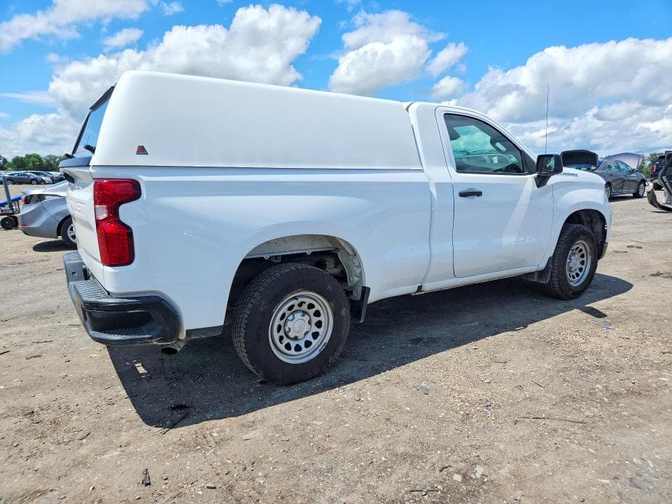 2023 CHEVROLET SILVERADO C1500 3