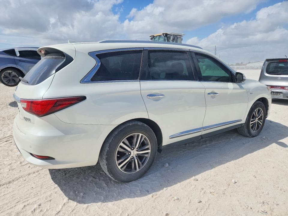 2017 INFINITI QX60 BASE 3