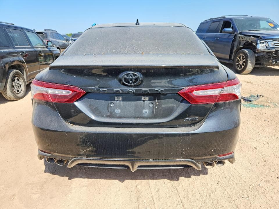 2020 TOYOTA CAMRY XSE 6