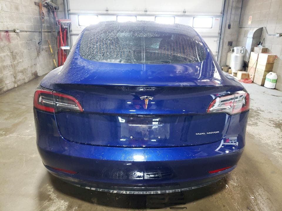 2018 TESLA MODEL 3 6