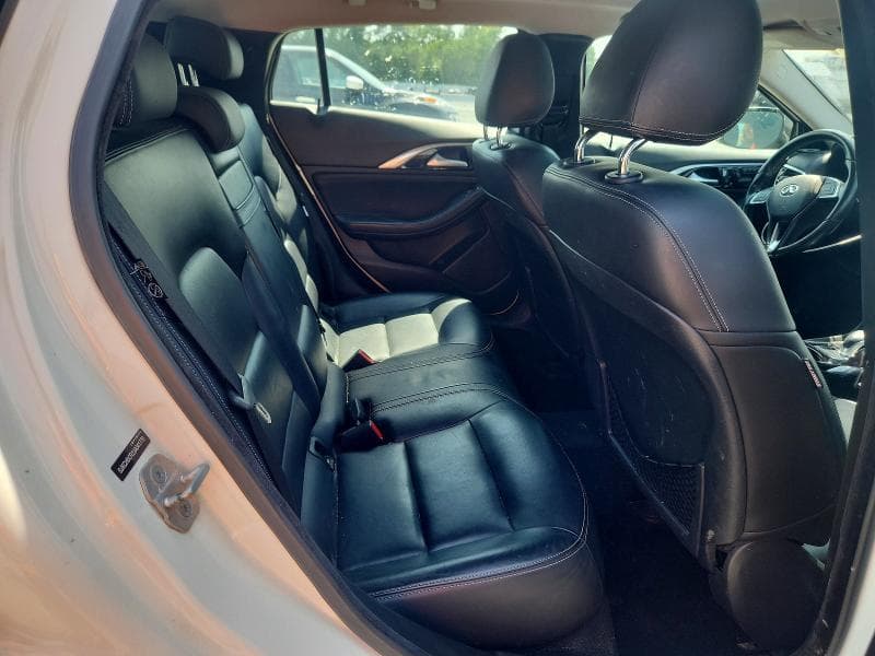2018 INFINITI QX30 PREMIUM 11