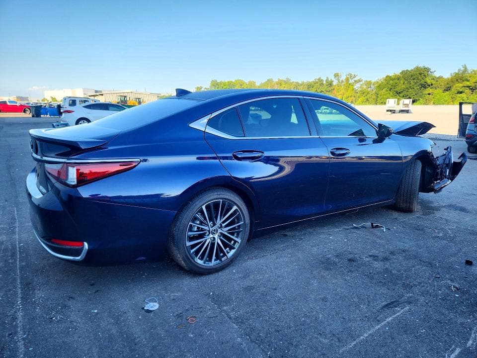2025 LEXUS ES 300H BASE 3