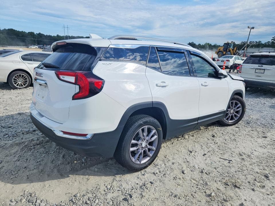 2024 GMC TERRAIN SLT 3