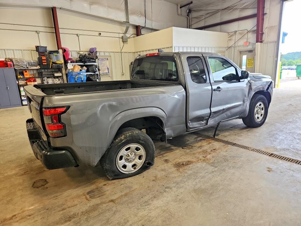 2024 NISSAN FRONTIER S 3