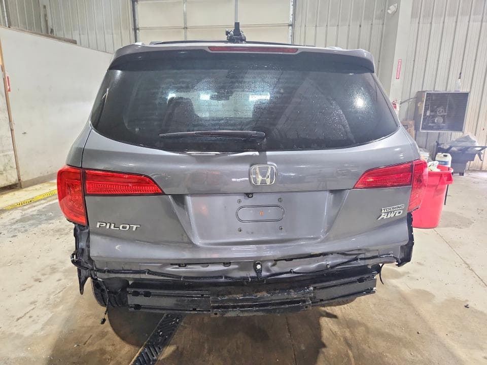 2017 HONDA PILOT TOURING 6