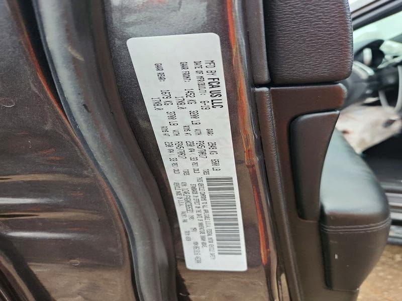 2019 JEEP GRAND CHEROKEE LAREDO 12