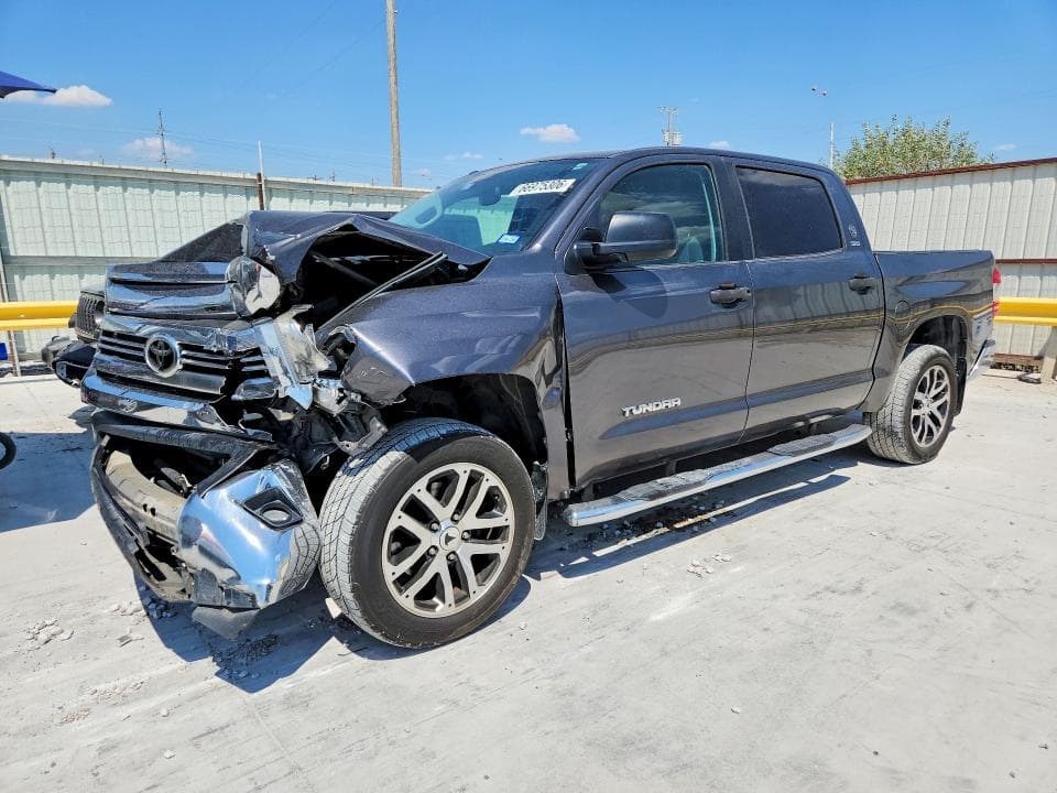 2017 TOYOTA TUNDRA CREWMAX SR5 - 1
