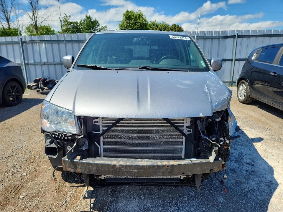 2017 DODGE GRAND CARAVAN SE 5