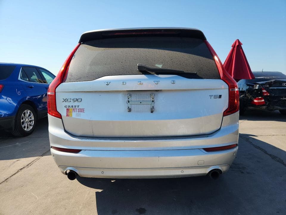 2018 VOLVO XC90 T5 6