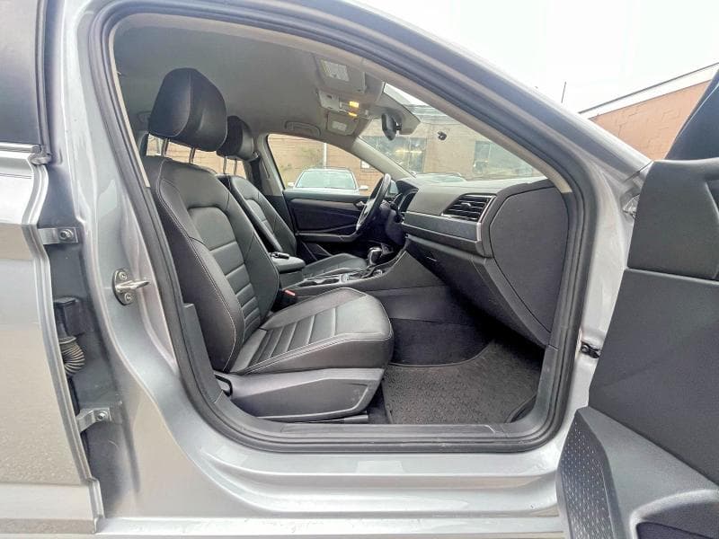 2022 VOLKSWAGEN JETTA SE 5