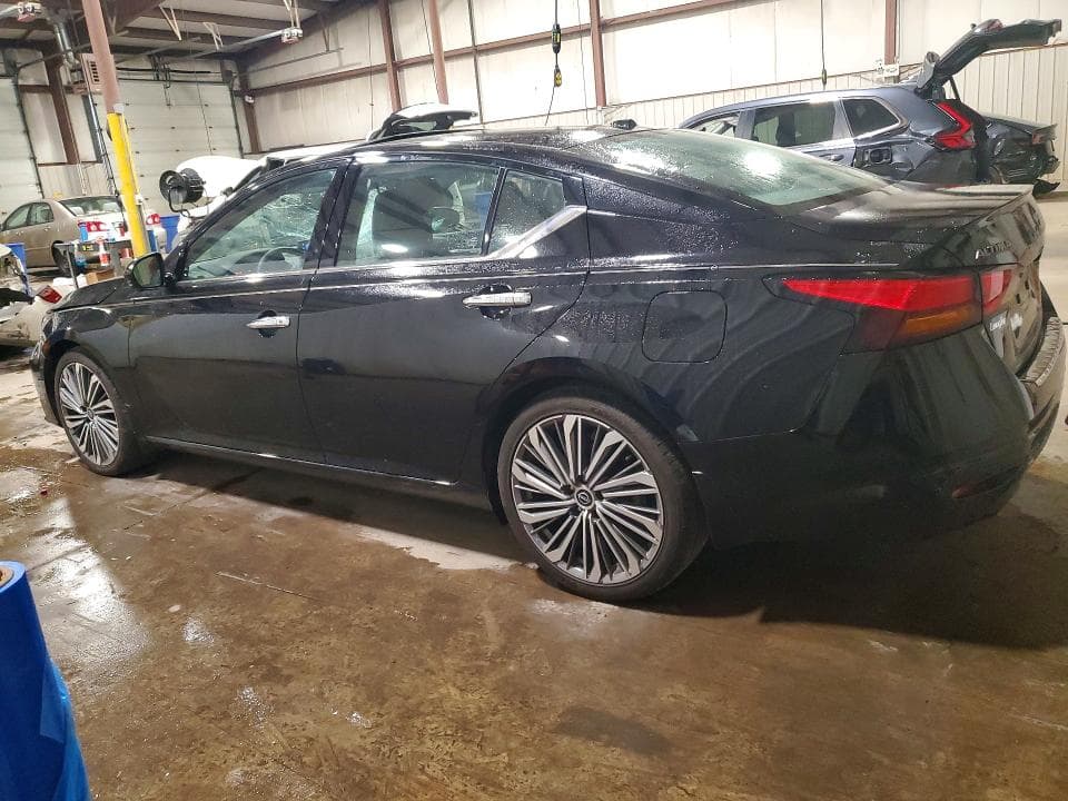 2023 NISSAN ALTIMA SL 2