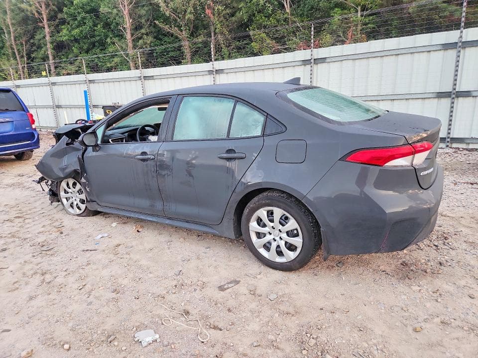 2025 TOYOTA COROLLA LE 2