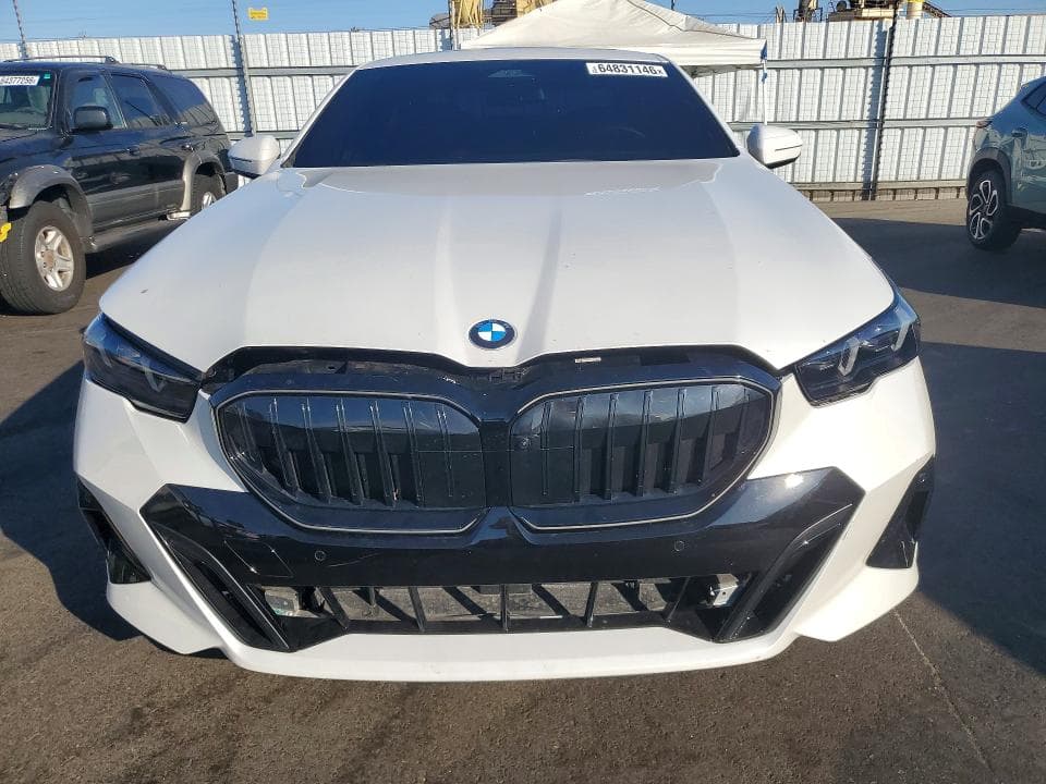 2024 BMW 530 I 5