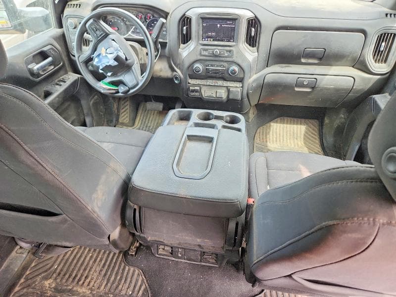 2025 CHEVROLET SILVERADO K2500 CUSTOM 8
