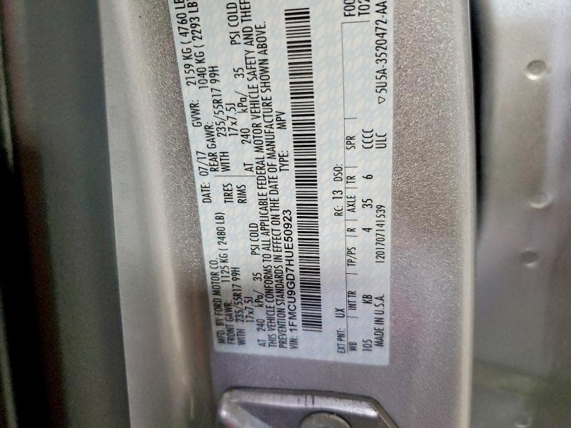 2017 FORD ESCAPE SE 12