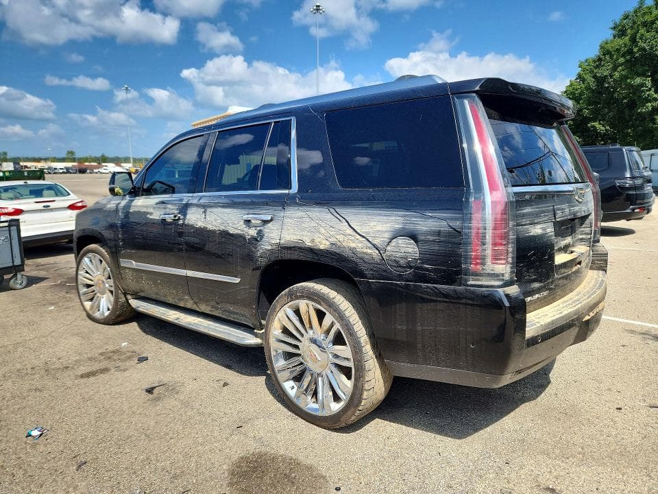 2017 CADILLAC ESCALADE LUXURY 2