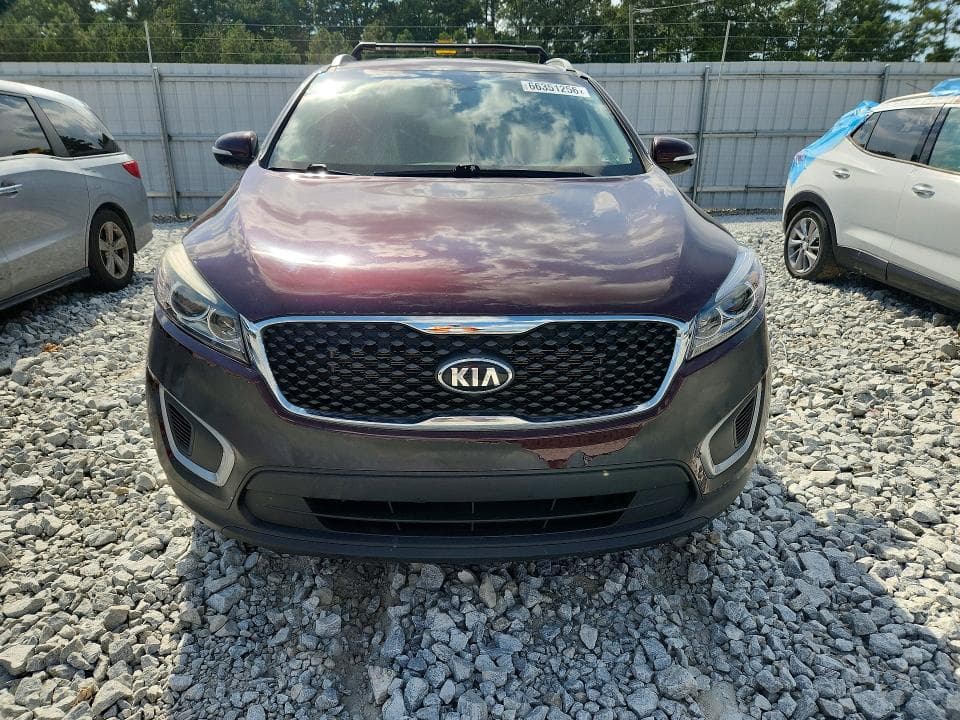 2017 KIA SORENTO LX V6 5