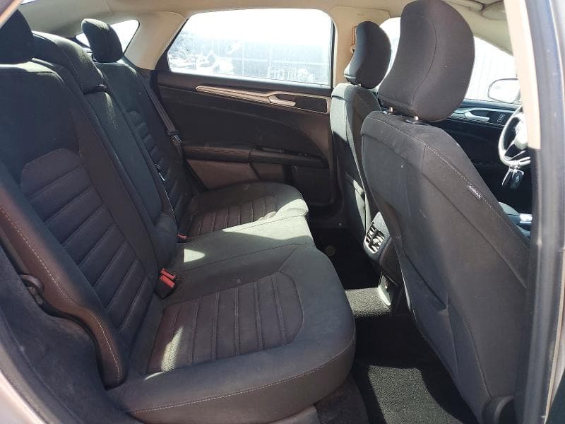 2017 FORD FUSION SE 10