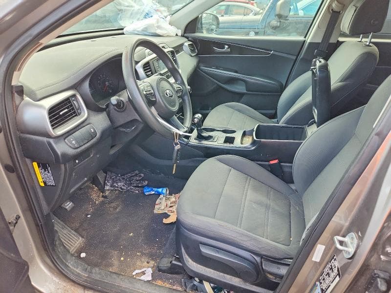 2017 KIA SORENTO LX V6 7