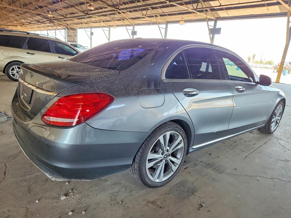 2018 MERCEDES-BENZ C 350E 3