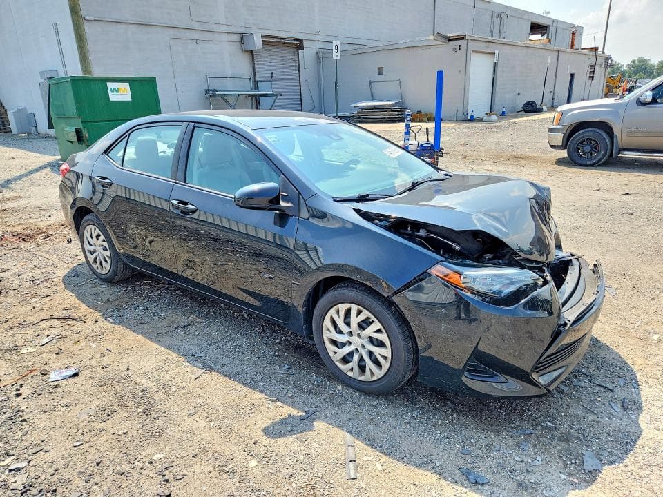 2019 TOYOTA COROLLA LE 4