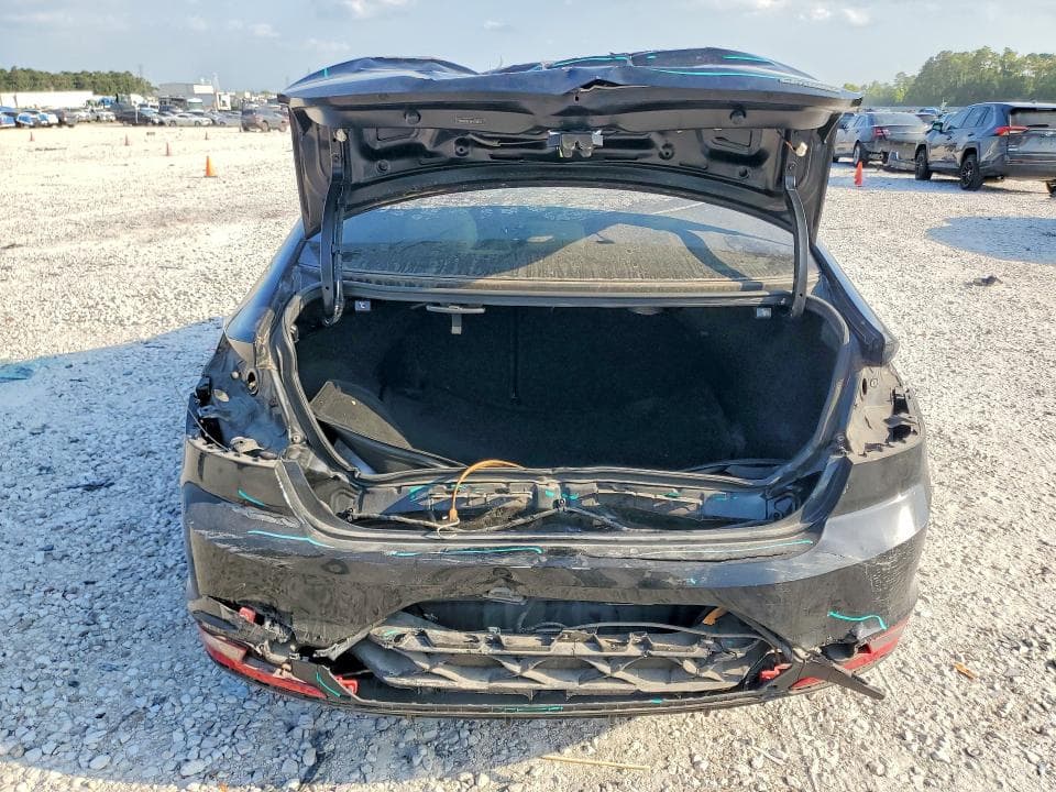 2019 HYUNDAI ELANTRA LIMITED 6