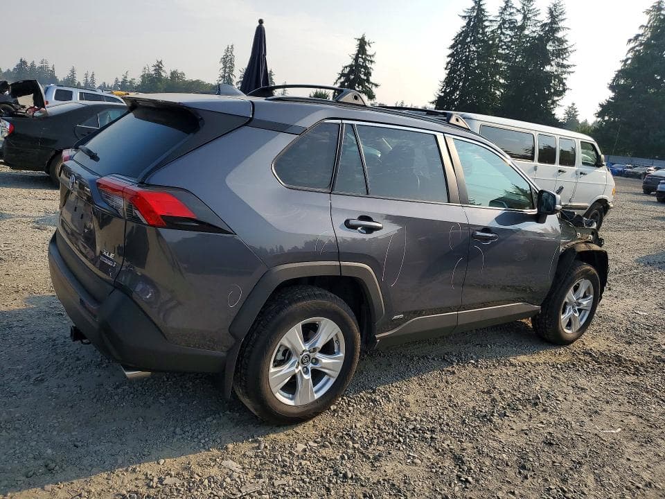 2019 TOYOTA RAV4 HYBRID XLE 3