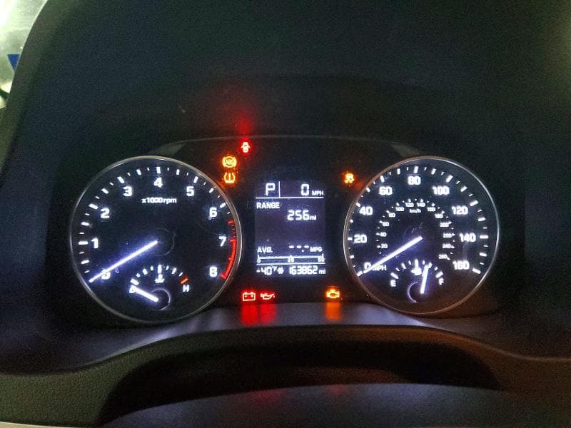 2018 HYUNDAI ELANTRA SE 9