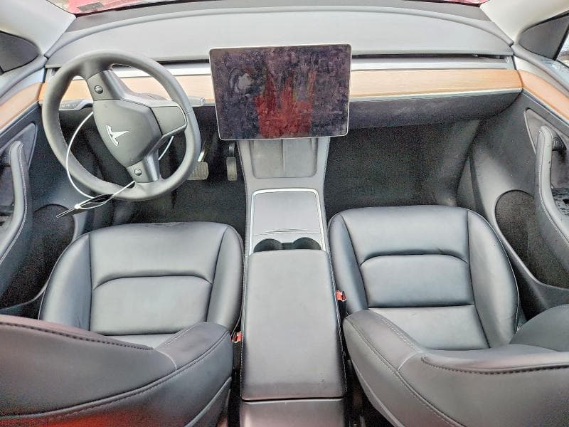 2023 TESLA MODEL Y 8