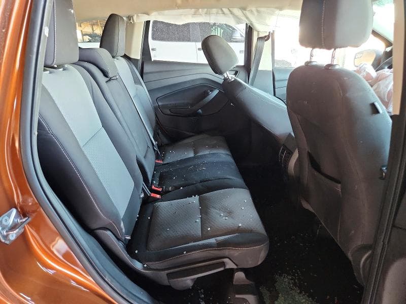 2017 FORD ESCAPE SE 10