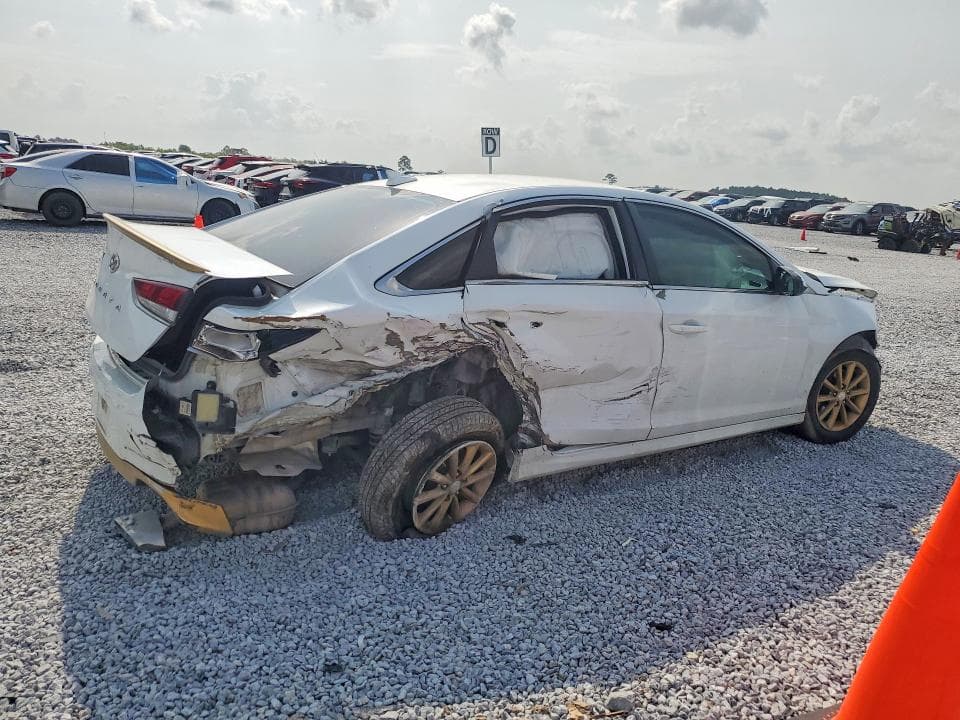 2019 HYUNDAI SONATA SE 3