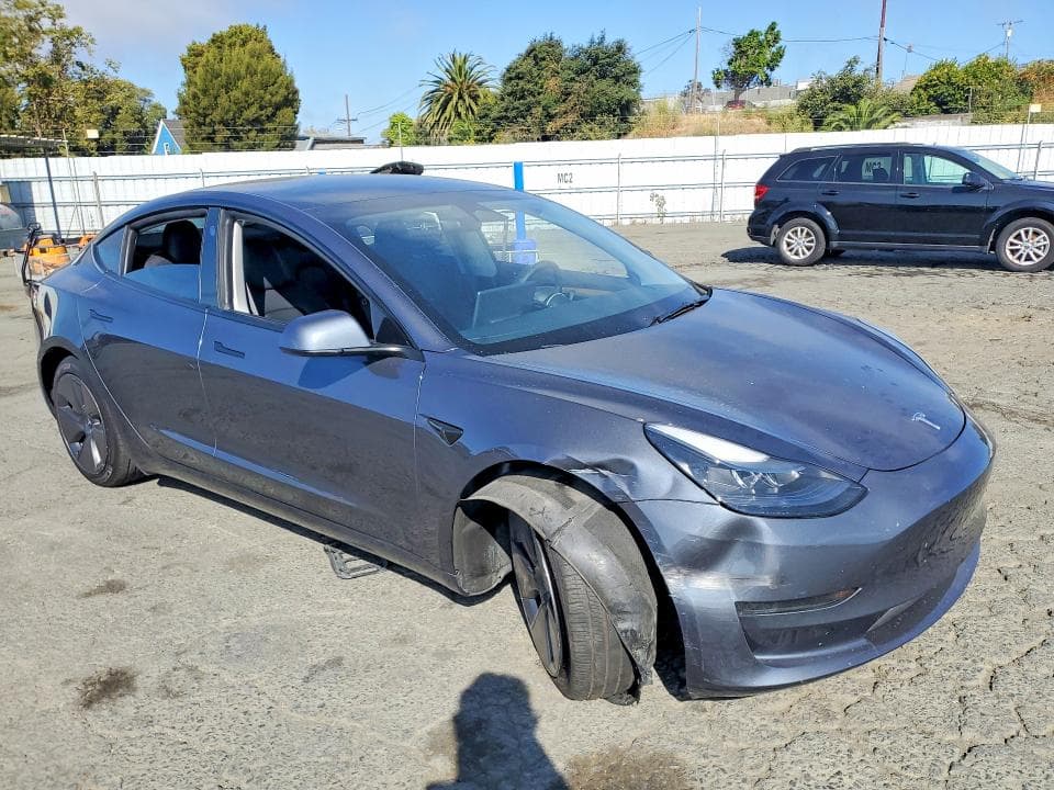2023 TESLA MODEL 3 4